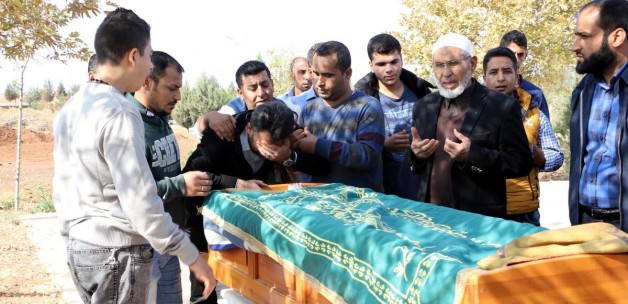 Boğazı kesilen suriye’lilerin cinayetini ayak izleri çözecek