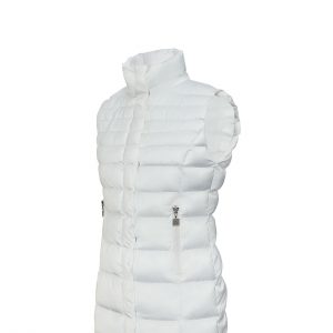 Hem İşlevsel Hem Şık Görünen Parça Anorak Yelek