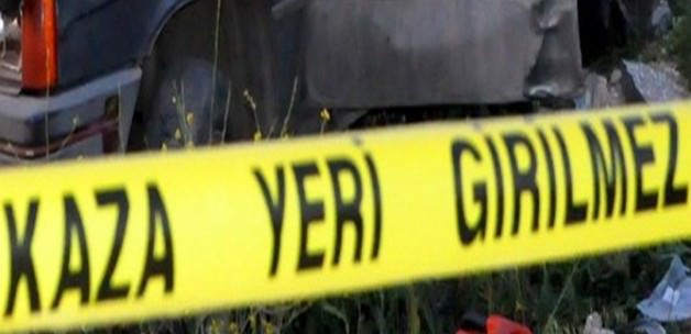 Adana’da feci kaza 3 kişi hayatını kaybetti