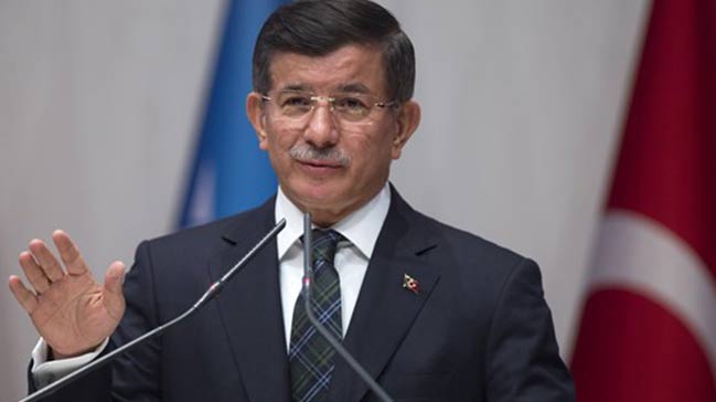 Başbakan Davutoğlu Azerbaycan’da Açıklamalarda Bulundu