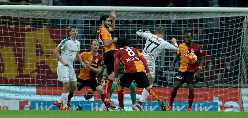 Galatasaray Bursaspor’u Farklı Yendi