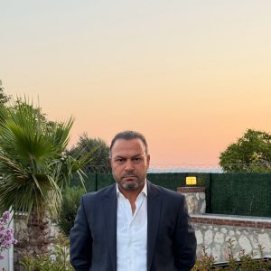 HÜSEYİN KURUÇAY KİMDİR?